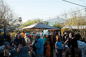 Crowd at Beavers &amp; Brews/Castoriando con Chelas.
