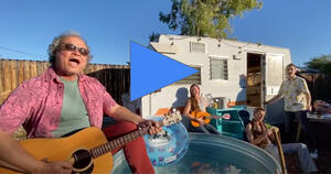 "Basincito" music video.